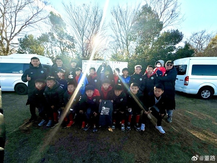  8戰(zhàn)全勝奪日本杯賽冠軍！中國(guó)足球小將發(fā)布感謝信