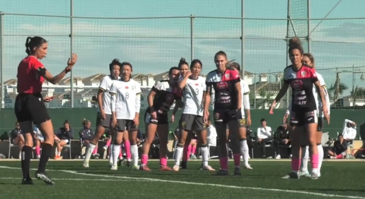  唐佳麗梅開二度、邵子欽破門，中國女足3-2擊敗Alhama俱樂部女足