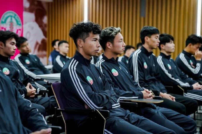  出征中乙！昆明城星足球俱樂部11日舉行新賽季見面會暨出征儀式