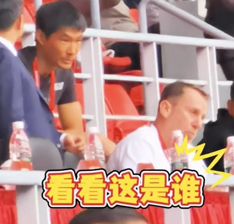  久爾杰維奇現(xiàn)身鹽城，現(xiàn)場觀看中國U22國足vs韓國