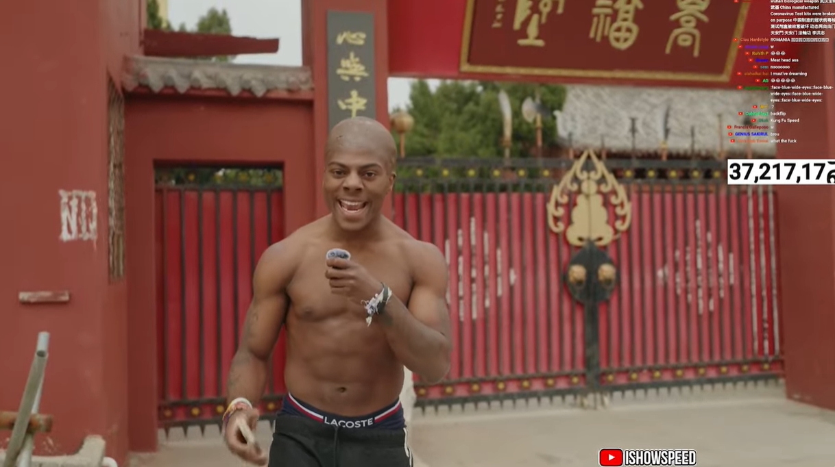  光頭造型！Speed中國(guó)行來(lái)到鄭州少林寺，上香拜佛學(xué)功夫