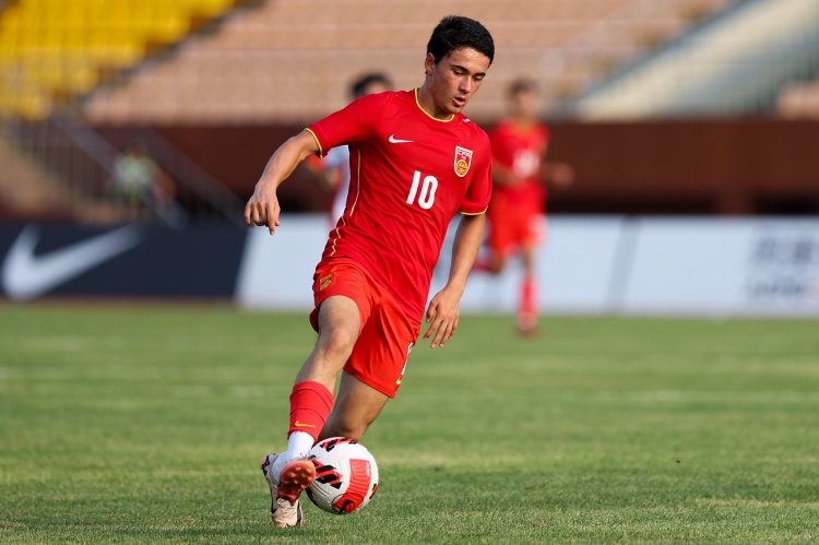  足球報(bào)：U17國足集結(jié)開訓(xùn)，將與07年齡段精英隊(duì)進(jìn)行兩場熱身賽